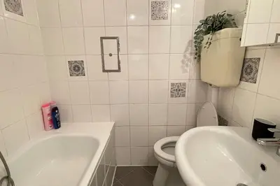 Ein Badezimmer in der Unterkunft Mariahilfer street apartment