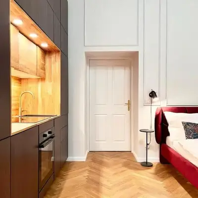 Central apartment with balcony next Augarten Park