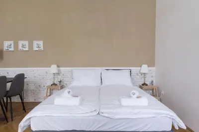 Ein Bett oder Betten in einem Zimmer der Unterkunft josef's home I Studio near City Center