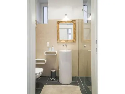 Ein Badezimmer in der Unterkunft Inviting apartment in Wien