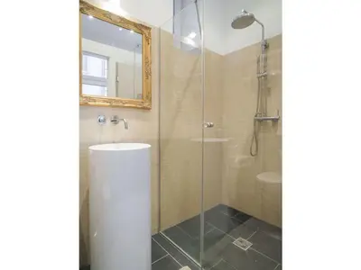 Ein Badezimmer in der Unterkunft Inviting apartment in Wien