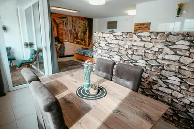 Ein Sitzbereich in der Unterkunft Danube Island Apartment 3
