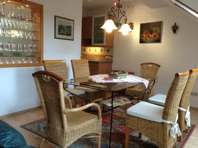 Ein Sitzbereich in der Unterkunft Förster Appartements