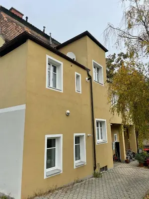 Das Gebäude in dem sich die Ferienwohnung befindet