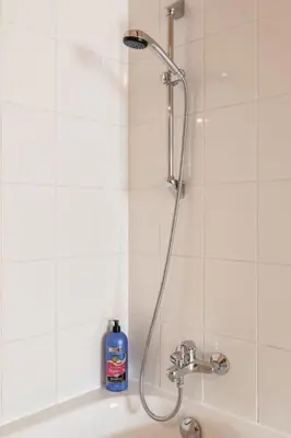 Ein Badezimmer in der Unterkunft Dry Flower Apartment - 2BR - Gym - Parking - Rooftop - New