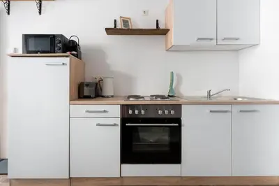 Grundriss der Unterkunft Sleek Studio by City Center by HM
