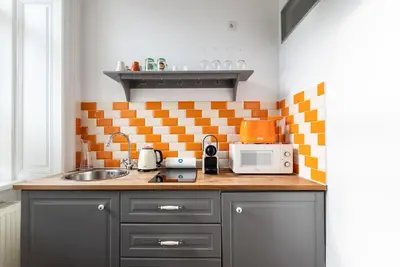 Küche/Küchenzeile in der Unterkunft Cool 1BR Near Metro & Center by HM