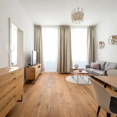 1BR Oasis with Easy City Access by HM