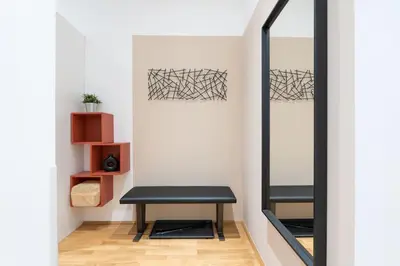 Grundriss der Unterkunft Artful 1BR Suite, City Nearby by HM