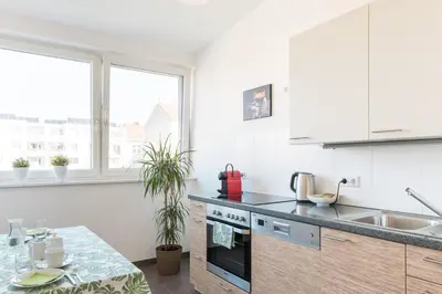 Küche/Küchenzeile in der Unterkunft Helles gemütliches Apartment V5