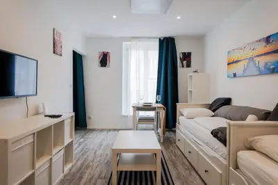 TV/Unterhaltungsangebot in der Unterkunft Modernes Studio im Zentrum 4 Personen