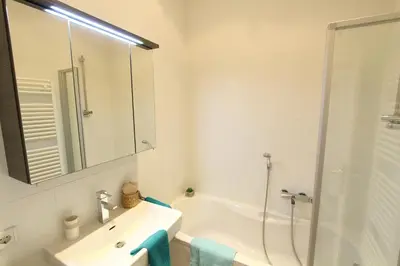 Ein Badezimmer in der Unterkunft Klimt Apartments
