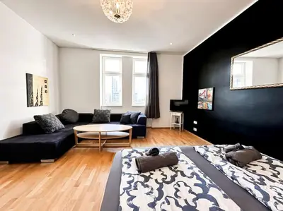 Ein Bett oder Betten in einem Zimmer der Unterkunft W Apartment - Brigittenau Area MM29