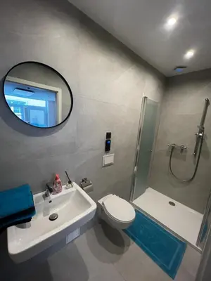 Ein Badezimmer in der Unterkunft Innenstadtwohnung in Sackgasse mit Klima - RMI 2