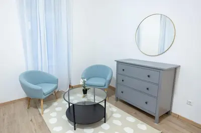 Ein Sitzbereich in der Unterkunft Second District Charming Flat