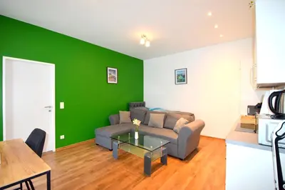 Ein Sitzbereich in der Unterkunft Cozy Apartments in Central Location with Free Parking
