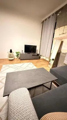 Ein Sitzbereich in der Unterkunft Cozy Apartments in Central Location with Free Parking