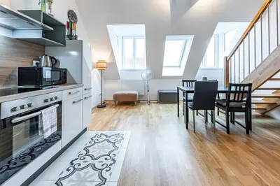 Küche/Küchenzeile in der Unterkunft Penthouse Suites by JR City Apartments