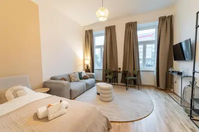 TV/Unterhaltungsangebot in der Unterkunft josef's home I Comfort Studio I Metro Access