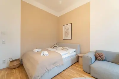 Ein Bett oder Betten in einem Zimmer der Unterkunft josef's home I Comfort Studio I Metro Access