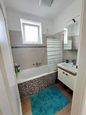 Ein Badezimmer in der Unterkunft Modern 3 Bedroom Apartment Vienna