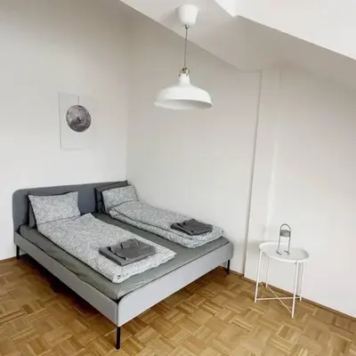 Cozy & New with Balcony View