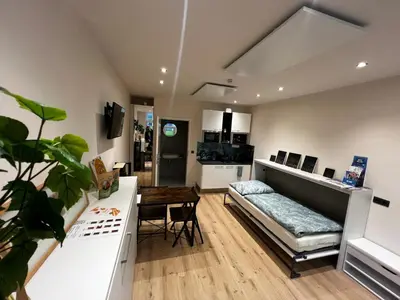 Ein Bett oder Betten in einem Zimmer der Unterkunft RMI1 - Apartment für Urlauber, Monteure - mit AC und Infrarotheizung