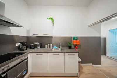 Küche/Küchenzeile in der Unterkunft SEVEN Rooms Vienna
