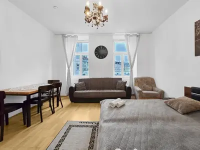 Ein Sitzbereich in der Unterkunft Three King-Size Beds, Three Bedrooms