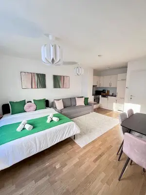 Ein Bett oder Betten in einem Zimmer der Unterkunft Funky Apartment near Central Station Free Parking