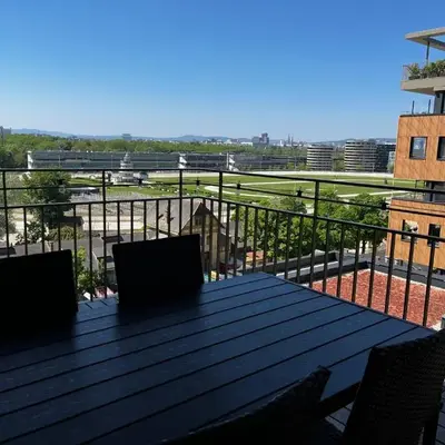 Green Park Apartment