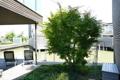 Ein Garten an der Unterkunft Luxuriöses Ferienhaus am Neusiedler See