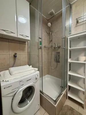 Ein Badezimmer in der Unterkunft Urban-Elegance Silent-Garden