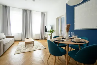 Ein Sitzbereich in der Unterkunft Pet-friendly modern apartment near Belvedere
