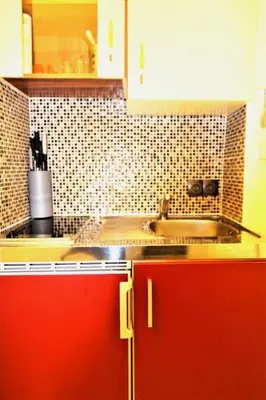 Küche/Küchenzeile in der Unterkunft Modern flat with great location for longer stays