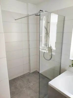 Ein Badezimmer in der Unterkunft Roksox-home gegenüber des Vienna International Center und Kaiserwasser