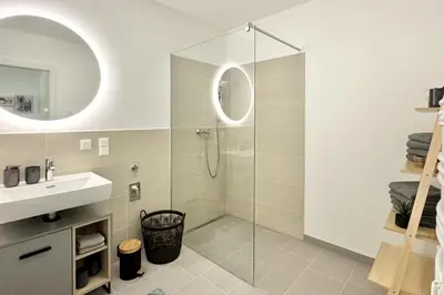 Ein Badezimmer in der Unterkunft Modernes Apartment beim Domplatz