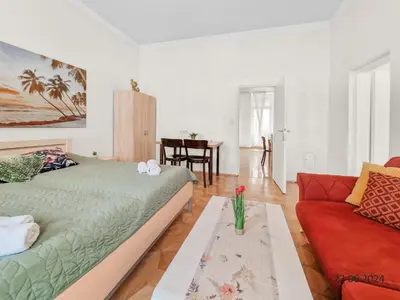 Ein Bett oder Betten in einem Zimmer der Unterkunft Four-Bedroom, Four King-Size Comfort