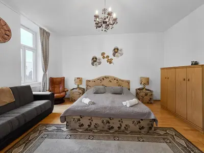 Ein Sitzbereich in der Unterkunft Three-Bedroom Sanctuary, King-Size Beds