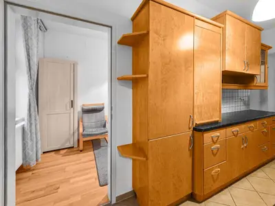 Küche/Küchenzeile in der Unterkunft Three-Bedroom, Three King-Size Bed Retreat