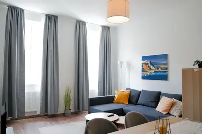 Ein Sitzbereich in der Unterkunft Ruhige Wohnung nähe U Bahn Free Parking