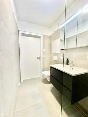 Ein Badezimmer in der Unterkunft Perfekte Übergangswohnung