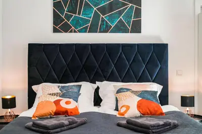 Ein Bett oder Betten in einem Zimmer der Unterkunft Stephansdom View Big Apartment I Self-Checkin