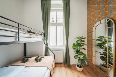 Ein Bett oder Betten in einem Zimmer der Unterkunft Bloom by Home1