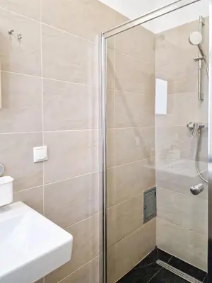 Ein Badezimmer in der Unterkunft Augarten Garden Apartments