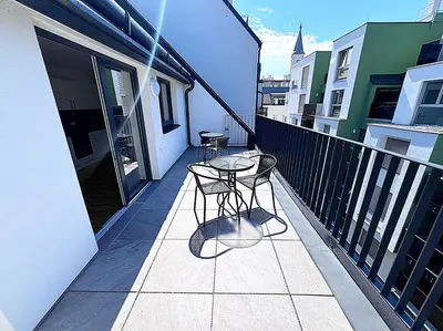 Ein Balkon oder eine Terrasse in der Unterkunft GG13 Apartments Vienna, Air-conditioned, next to metro, close to sights