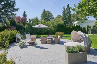 Ein Garten an der Unterkunft Apartment mit Gartenblick und Terrasse