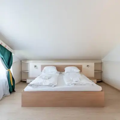 FarawayHomes Aparthotel Near Vienna Airport - Anytime Self Check-In