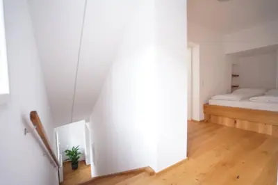 Ein Bett oder Betten in einem Zimmer der Unterkunft Authentic Austrian Flat in the South of Vienna