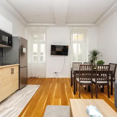 5 beds 2 bedrooms top apart in vienna's heart